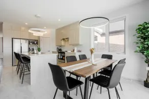 Modern 5 Beds| Sleeps 10*LuxKitchen*Laundry*Garage - Image 2