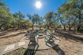 Peaceful Hill Country Family-Friendly Escape - Image 5