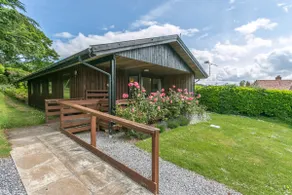 Laburnum Lodge sleeps 6 wheelchair access - Image 3