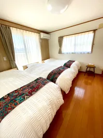 Entire house for rent / Same price for up to 6 people / Maximum 12 people / Parking for 4 cars / Fully refurbished / RIVERSIDE-KASEN - Image 5
