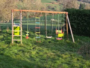 Detached house large pet land allowed - Image 5