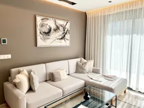 Urban Comfort - Premium 2-Bedroom Stay - Image 3