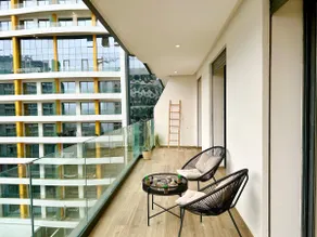 Urban Comfort - Premium 2-Bedroom Stay - Image 4