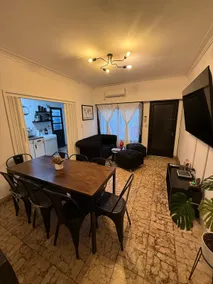 Entire house in Tolosa | 4 bedrooms with garage - Image 4
