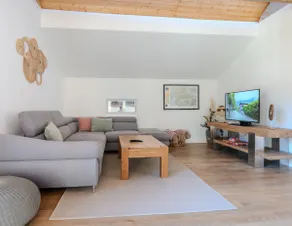 Central City Apartment 2 with Mountain View - Image 4