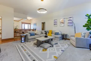 Spacious 5BR Retreat w/Beautiful Views 3King, AC - Image 4
