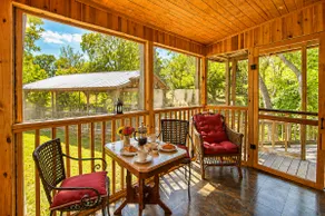 Large 1BR Dog Friendly | Balcony | Grill - Image 4