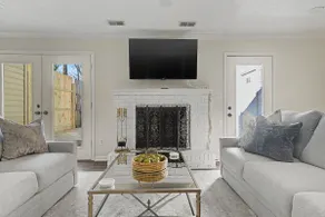Beautiful Home off Acton, 5 Minutes to Summit, 280 - Image 4