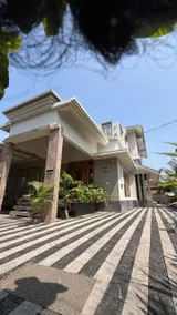 Seffsaj Beach House - Image 2