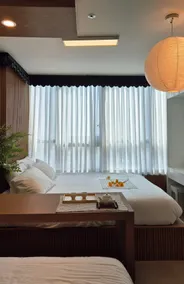 Cozy hanok-style healing accommodation｜3-4 family members/friends｜Free parking for 2 cars｜5 minutes to the station｜30 minutes to Incheon Airport - Image 2