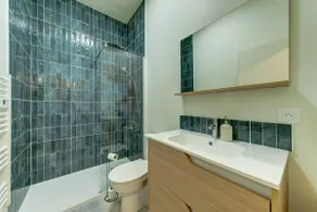 L'Émeraude - une suite élégante aux portes de Lyon - Image 4