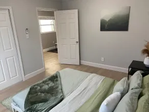 Clean Newly Renovated Home • 30 Min to Disney - Image 5