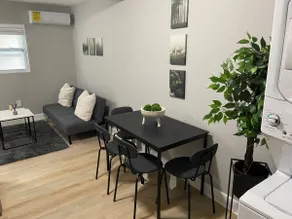 Clean Newly Renovated Home • 30 Min to Disney - Image 4