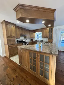 Family & Couples Retreat • Private Lake • 46 Acres - Image 3