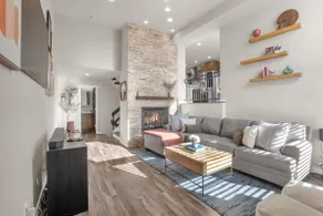 Central 2BR/2.5BA w/ Sauna, Walk to Pearl St - Image 2