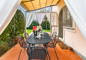 Hostly Villa Letizia, Charme near Pisa - Image 3
