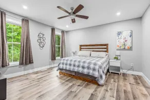 Modern 3BR | King Bed | 10 min to HighPoint Market - Image 5