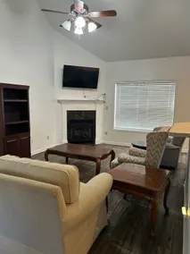 House at Lincoln Road 3 Bedr-3 Qbed & 2 Full Bath. - Image 2