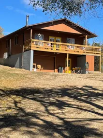 Missouri River Cabin • Sleeps 12 - Image 2