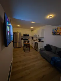 Adored Suite - Cozy, Modern and Stylish! 2BR - Image 2
