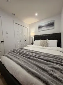 Adored Suite - Cozy, Modern and Stylish! 2BR - Image 5
