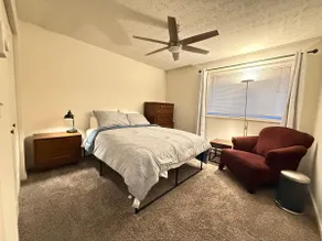 Centrally located apartment with plenty of space - Image 3