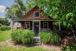 Breathe Glenrock Gardens - Rustic Cottage - Image 3