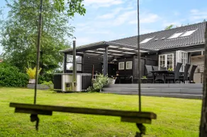 Modern Holiday Home With Hot Tub And Nature - Image 4