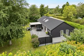 Modern Holiday Home With Hot Tub And Nature - Image 2