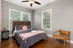 Charming 1940s Apt Near Downtown - Image 2