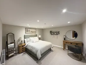The Coach House - Image 5
