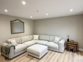 The Coach House - Image 2