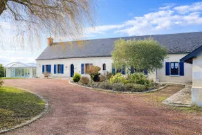 Domaine de la Chesnaie - Piscine couverte - Image 2