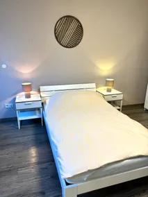 Cozy modern apartment - Image 3