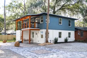 Walk to UF, Gator Stadium, Near Shands & Downtown7 - Image 2
