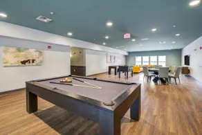Urban 2BR 2King Bed DT Pool/Gym/Parking - Image 2