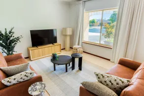 Ibis Rest Beach House - Image 4