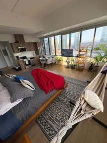 Tropical Bossa Studio | King Bed Downtown + AC - Image 2