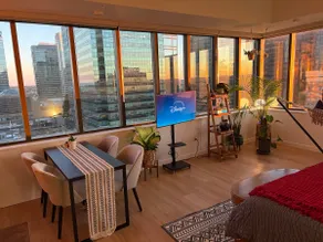 Tropical Bossa Studio | King Bed Downtown + AC - Image 5