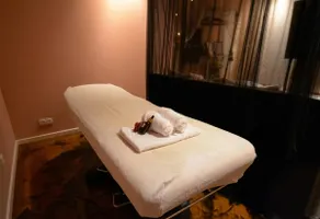 Glamorous Cocoon & Spa - Center Romans - Image 4