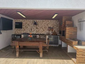Beach House in Residential Condominium - Image 2