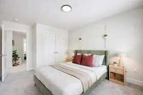 Lux 3BR 3BA Home/5 beds/Sleeps 10/Parking+Wi-Fi - Image 3