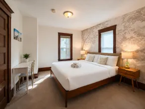 Boutique Porter Square home - Image 3