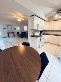 3 Bed - Steps to Wilton Drive | Great Value | BBQ - Image 2