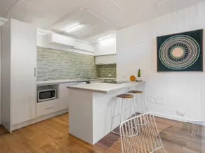 Peninsula Beach Family Apartment - Image 2