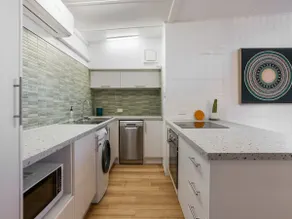Peninsula Beach Family Apartment - Image 3