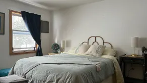 Sun-filled 1BR Woodstock apartment on 3 acres - Image 3