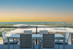 Executive Coastal Living with Ocean Views - Image 4