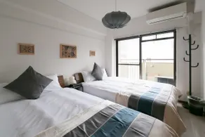 Osaka Station Modern Stay - Direct to Namba & Kyoto - Up to 6 Guests - Image 2