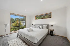 Modern Family Home in Lenah Valley Hobart - Image 3